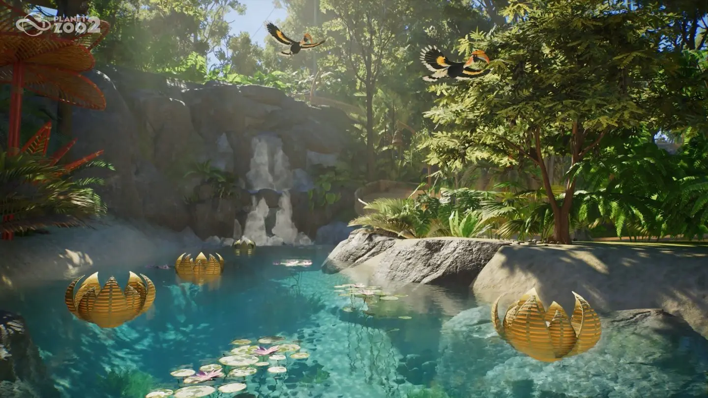 Planet Zoo 2 akvaryumları içinde kurulmuş bir sucul yaşam alanı